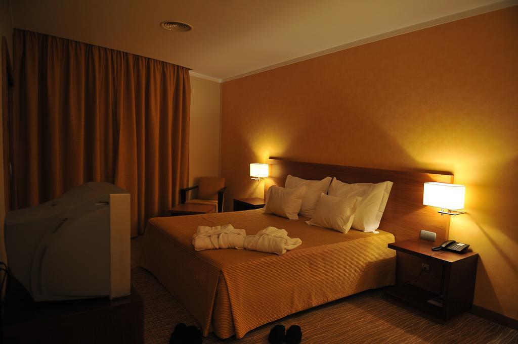 Hotel Lusitania Congress & Spa Гуарда Номер фото