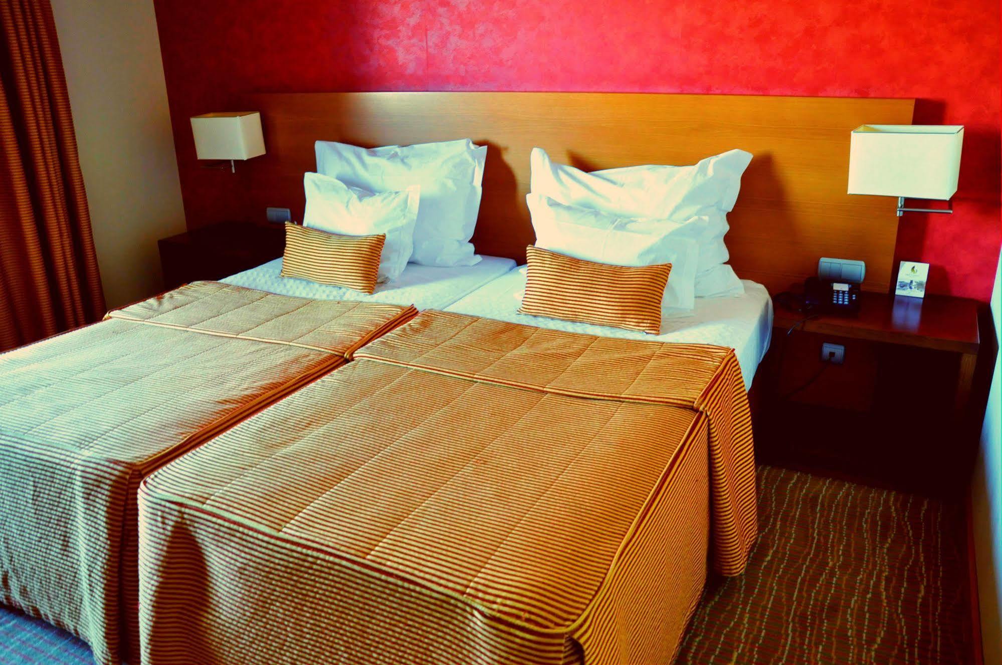 Hotel Lusitania Congress & Spa Гуарда Экстерьер фото